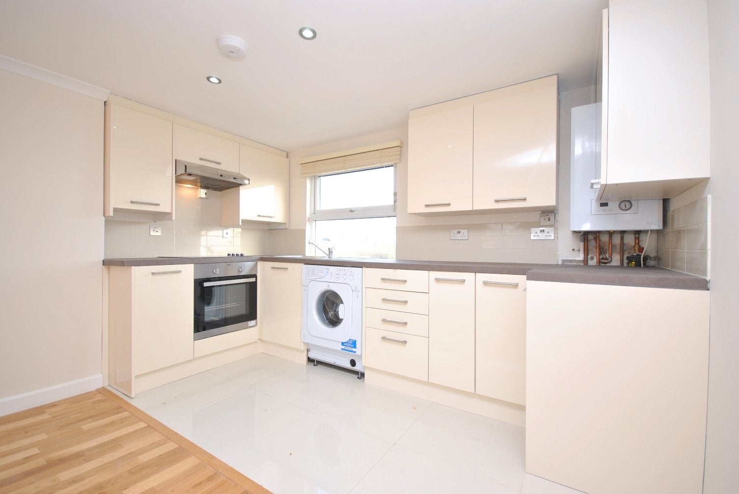 Flat Lovelinch Close in Greater London