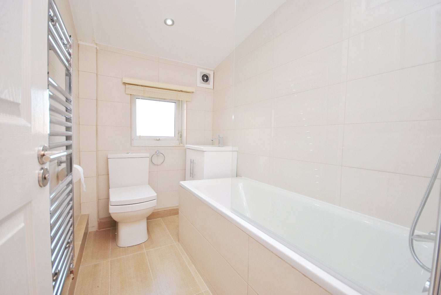 Flat Lovelinch Close in Greater London