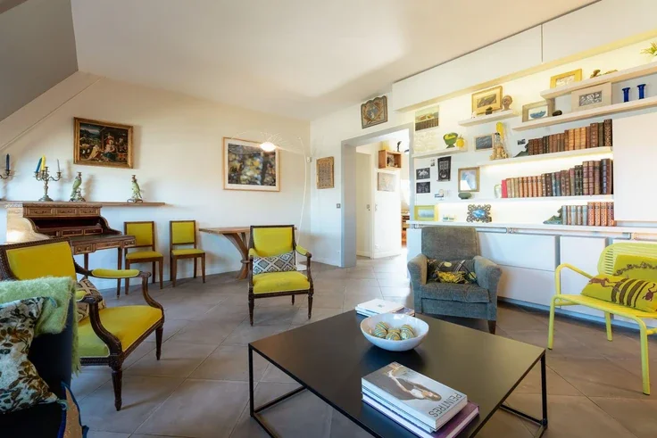 Appartement Avenue George V à Paris