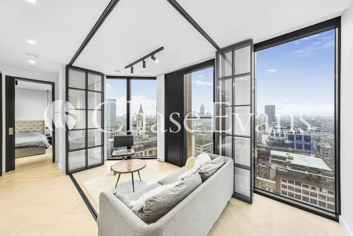 Flat Earl Street in Greater London