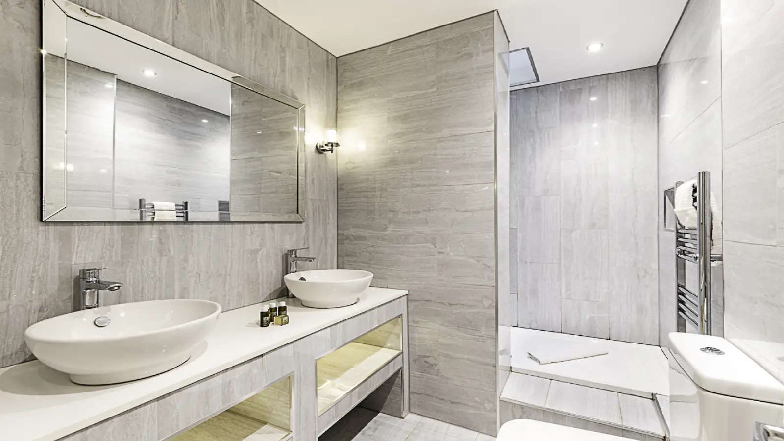 Flat Ossington Street in City of Westminster