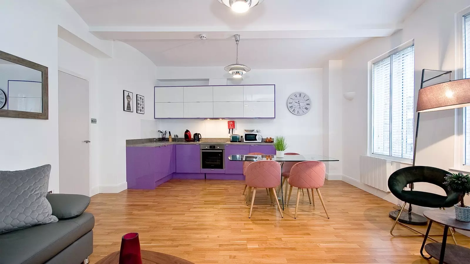 Flat Northampton Road in Greater London
