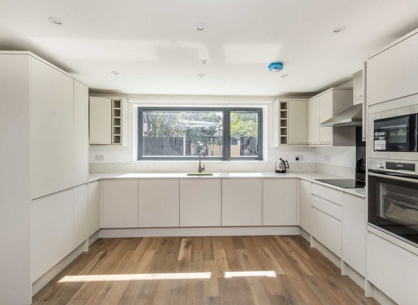 House Heath Grove in Borough of Spelthorne