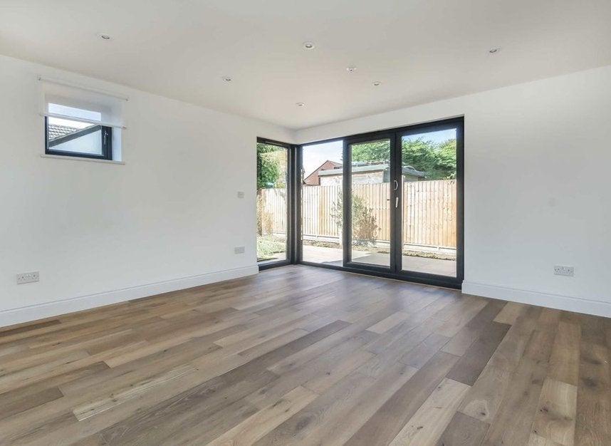 House Heath Grove in Borough of Spelthorne