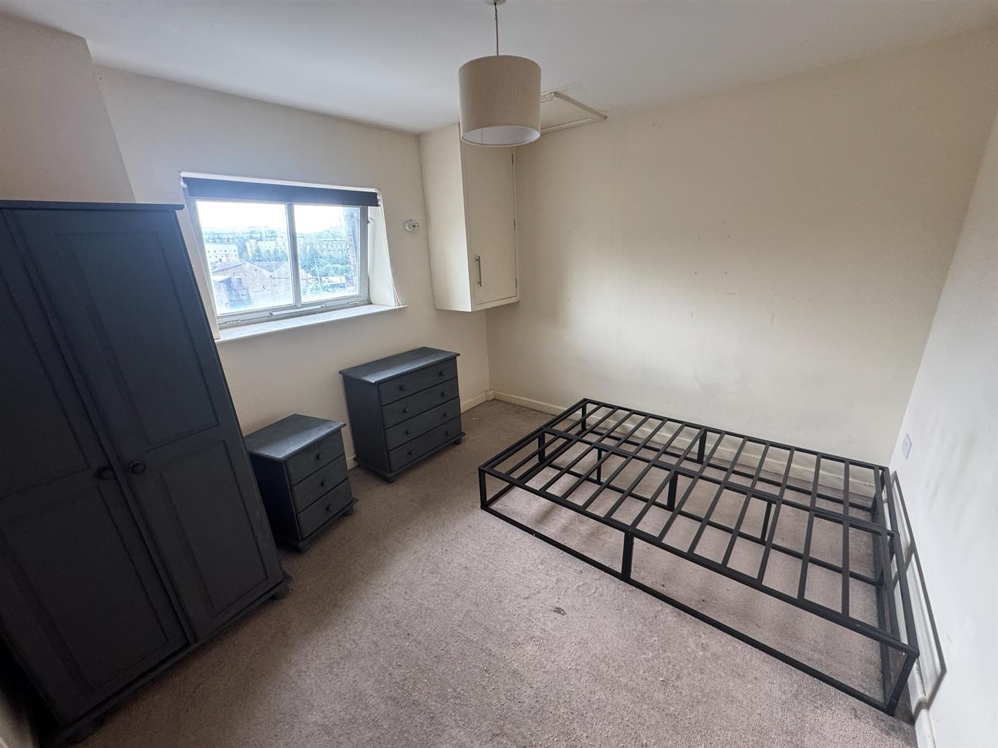 Flat Dyson Street in Bradford