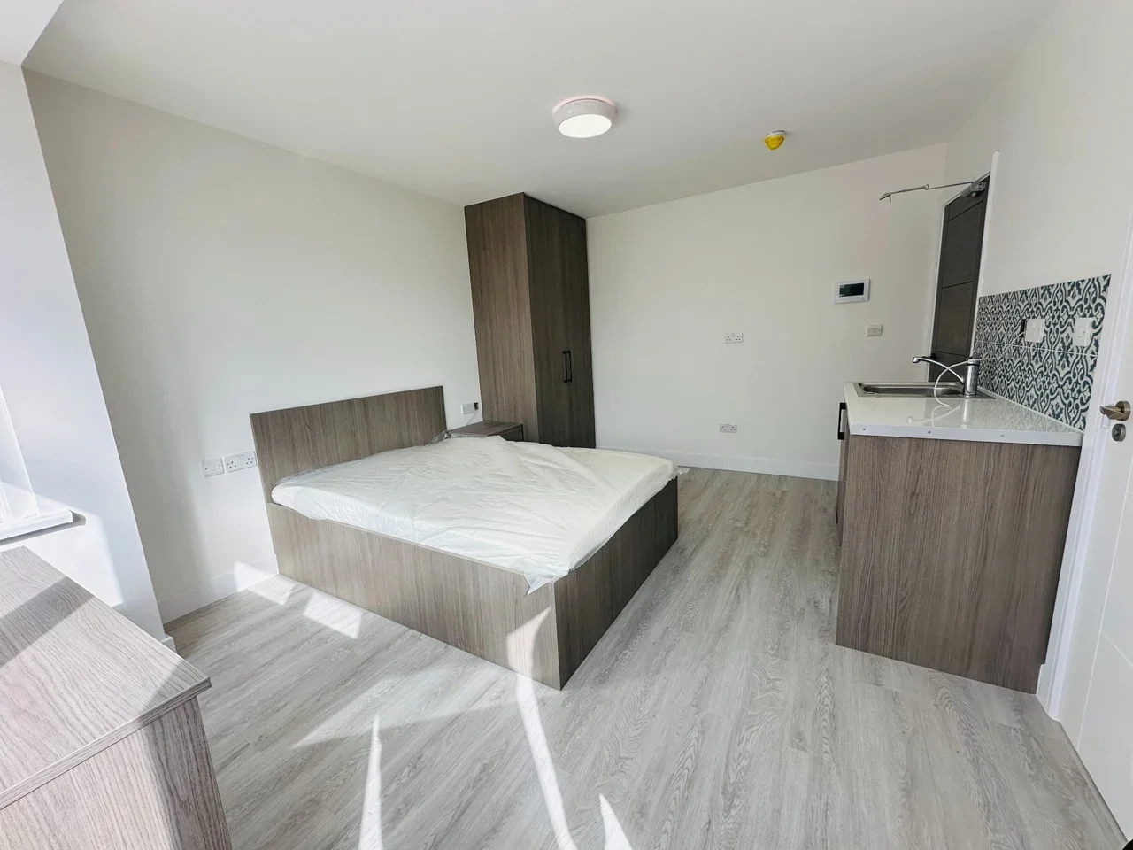Room Greencroft Road in Greater London