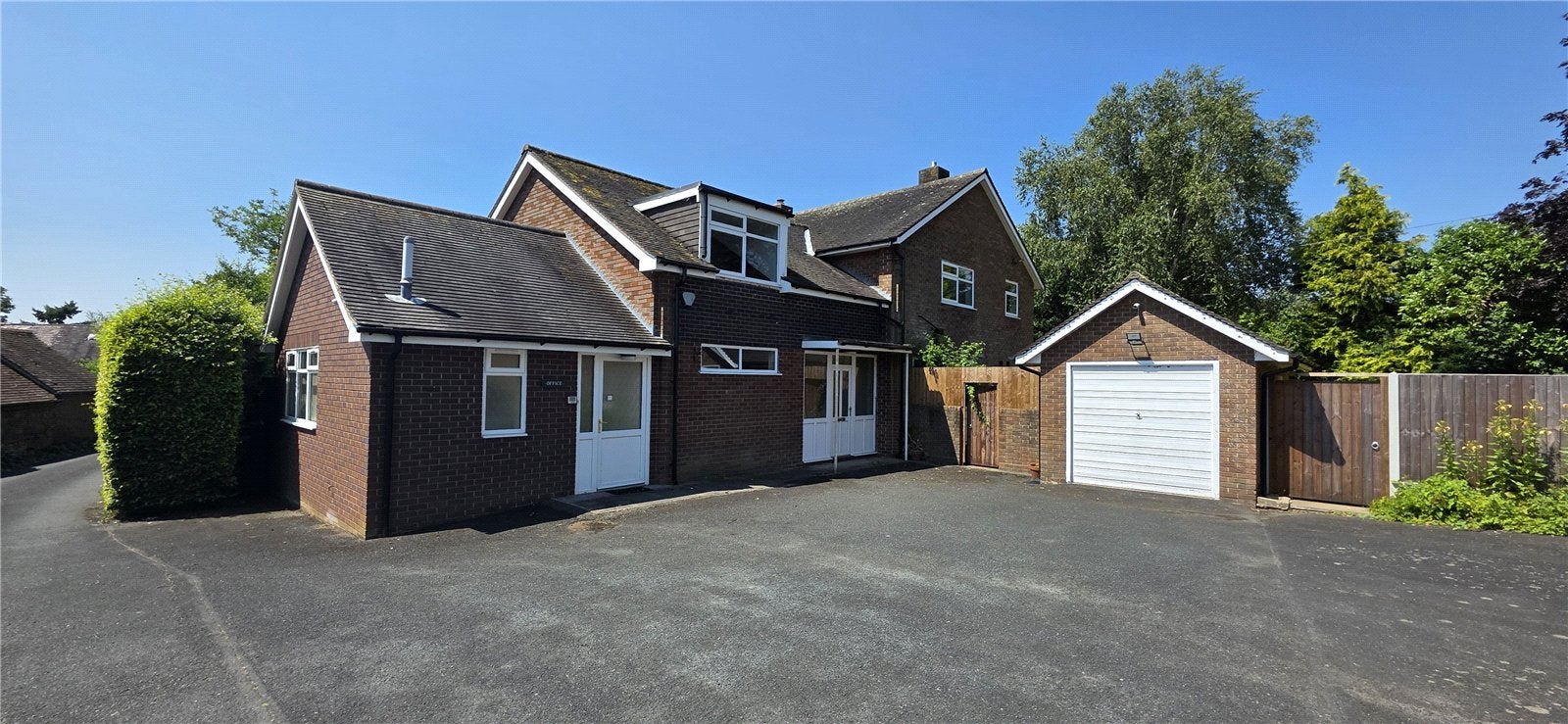 House Vicarage Drive in Shifnal