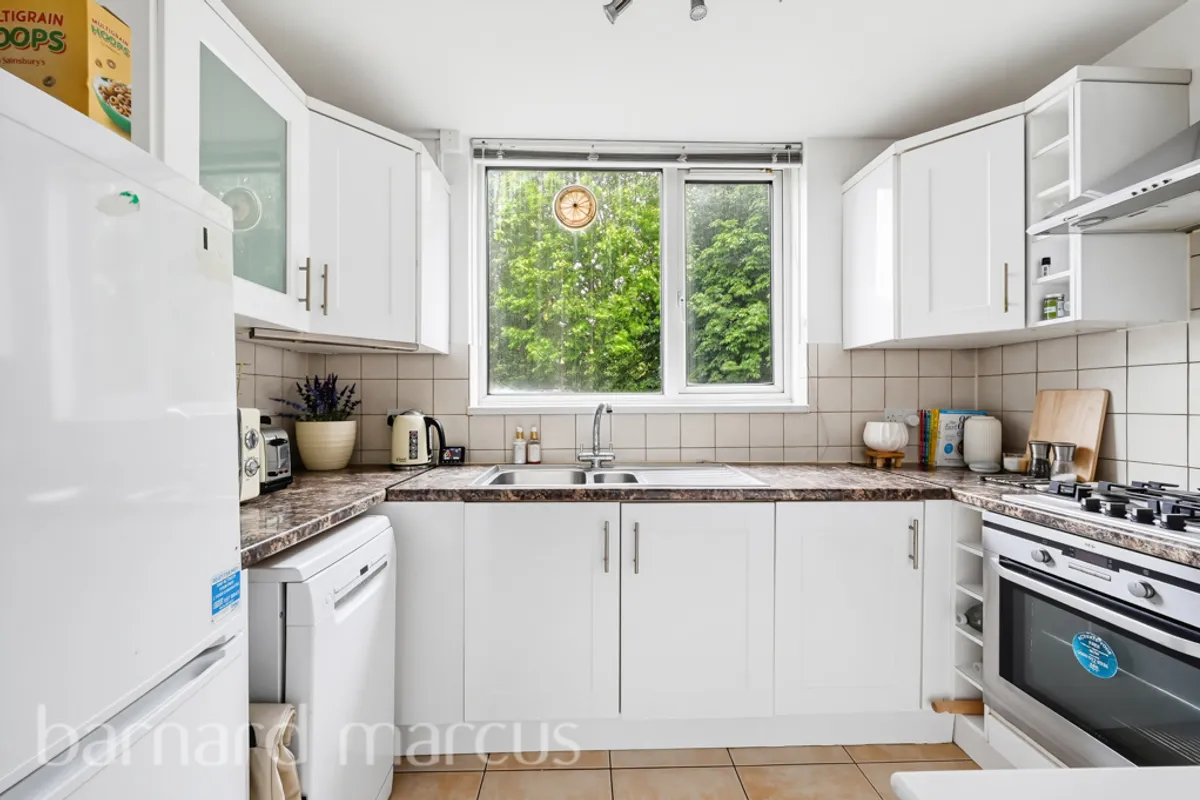 Flat Audley Close in Greater London