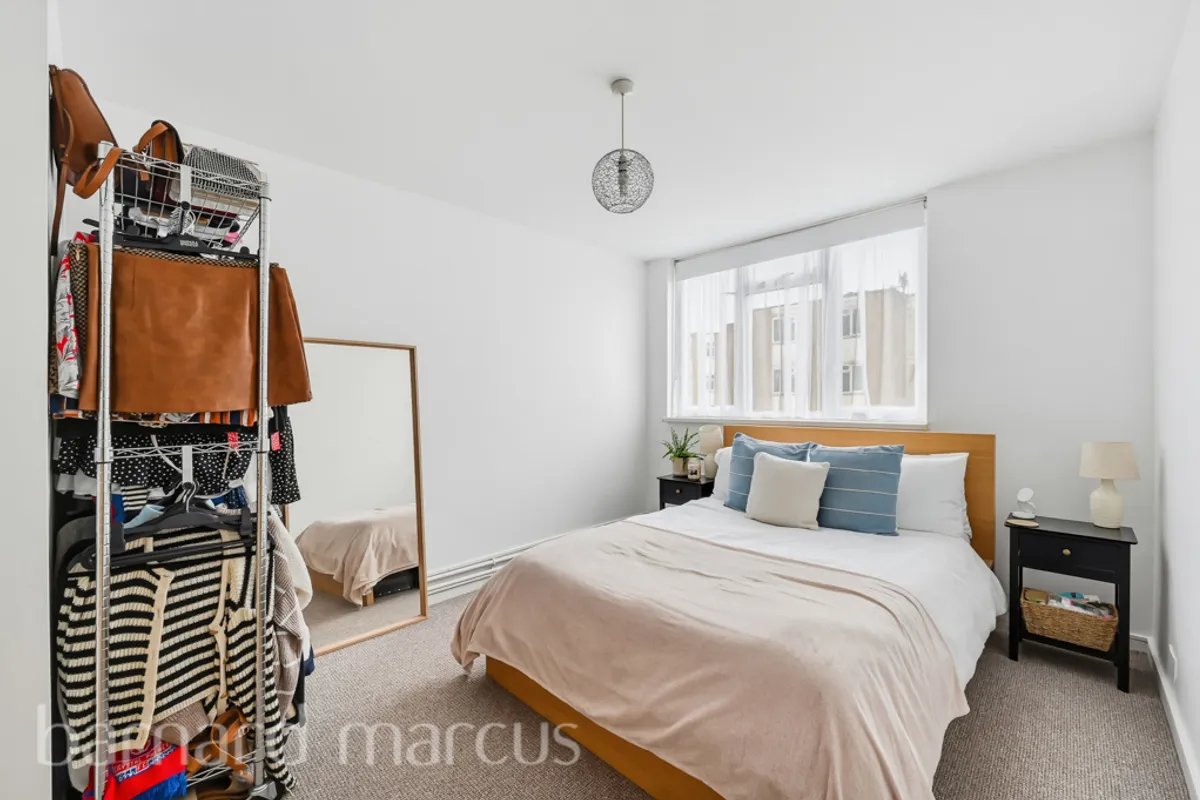 Flat Audley Close in Greater London