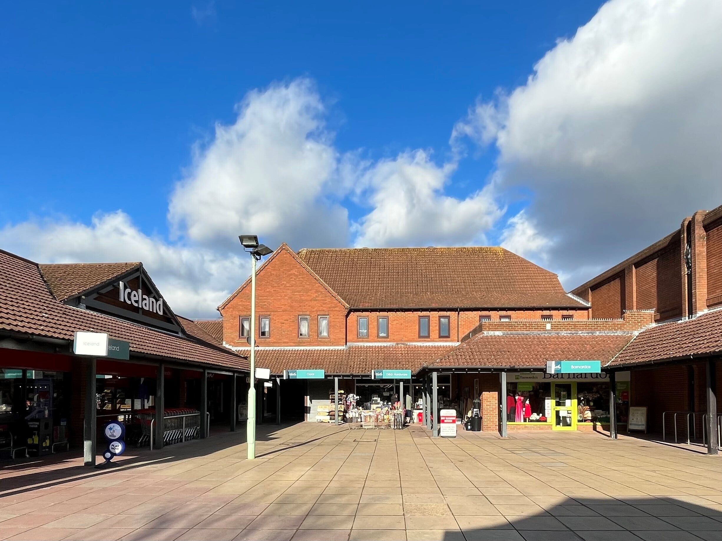 Flat Centre Way in Southampton
