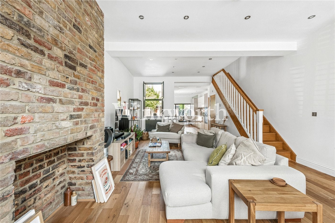 House Asplins Road in Greater London
