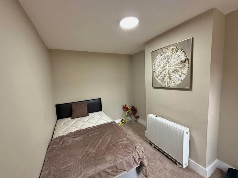Flat Audley Street in Reading