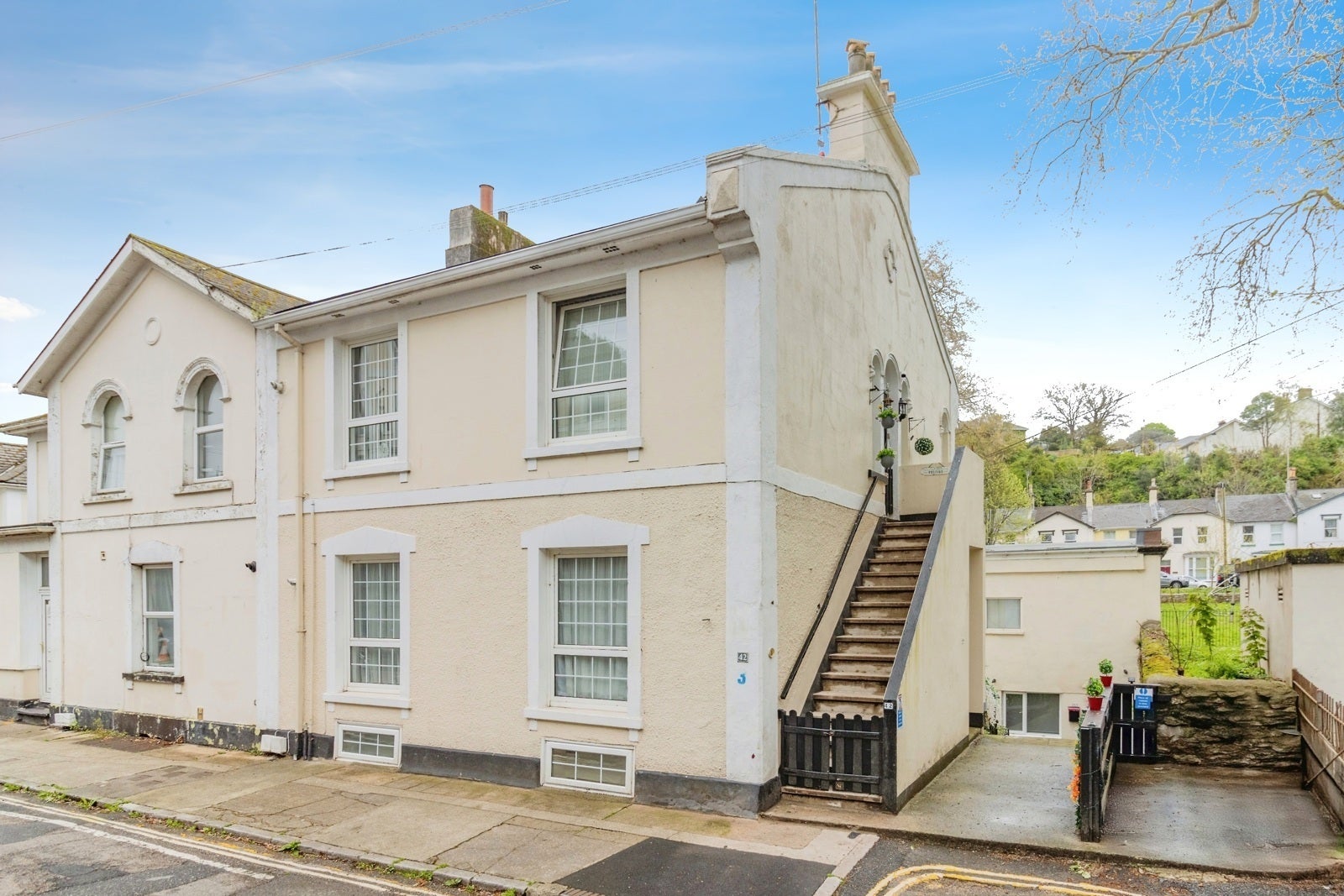 Flat Magdalene Road in Torquay