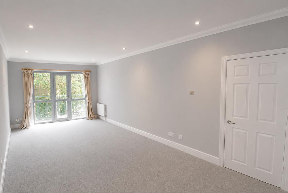 Flat Lisson Grove in City of Westminster