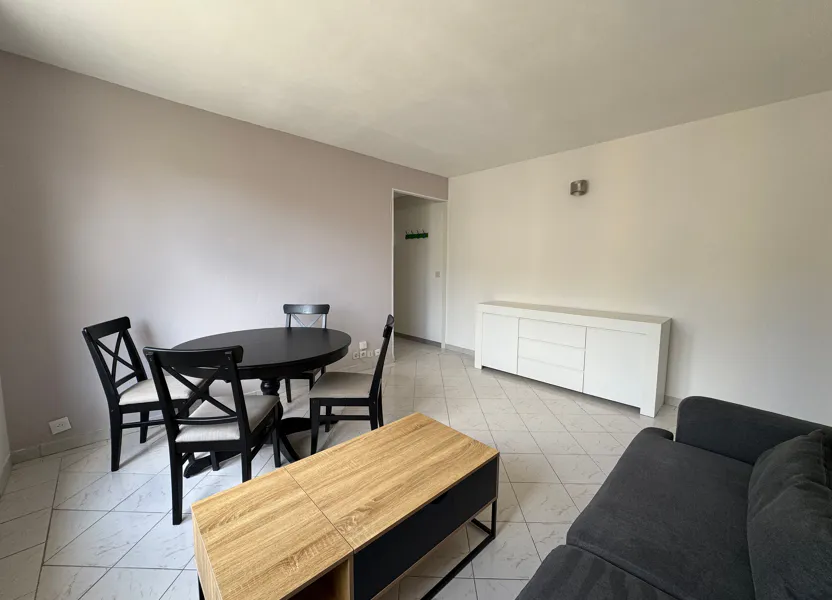 Flat Boulevard du Maréchal Leclerc in Joinville-le-Pont