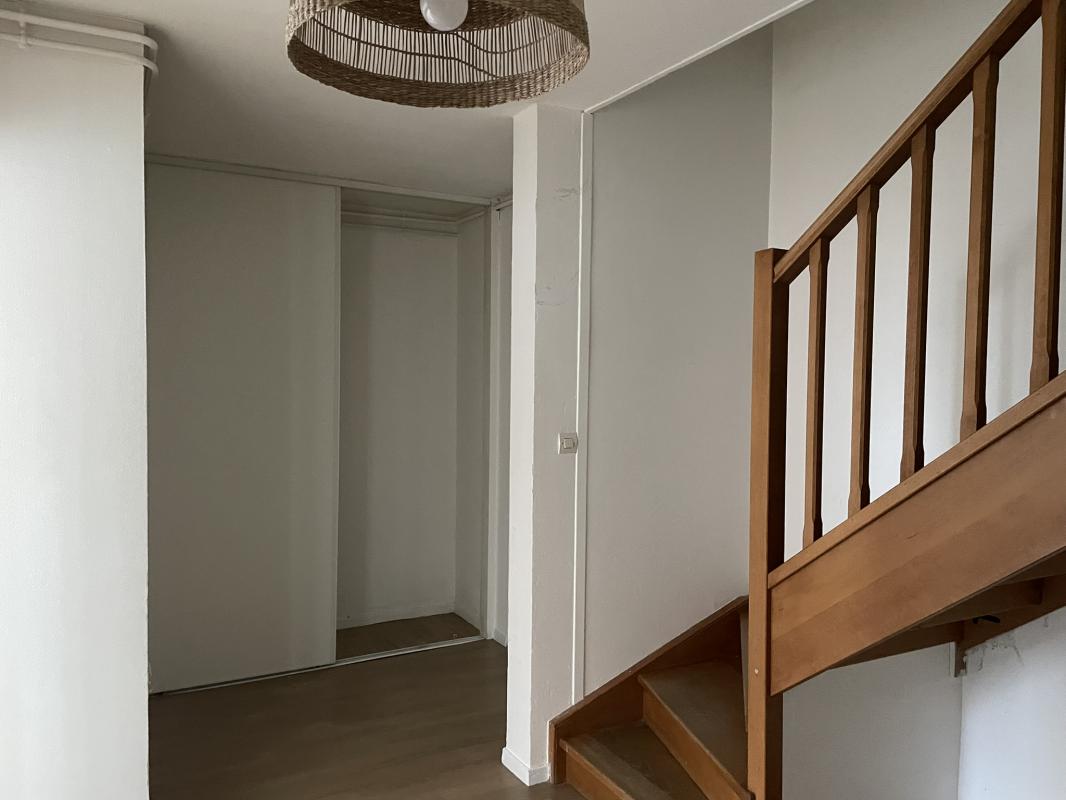 Appartement Place Gaston Defferre à Charleville-Mézières