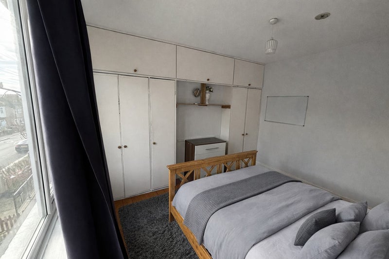 Room Davenport Road in Greater London