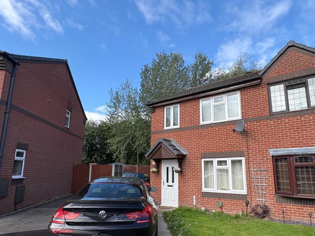 House Clydesdale Drive in Dawley