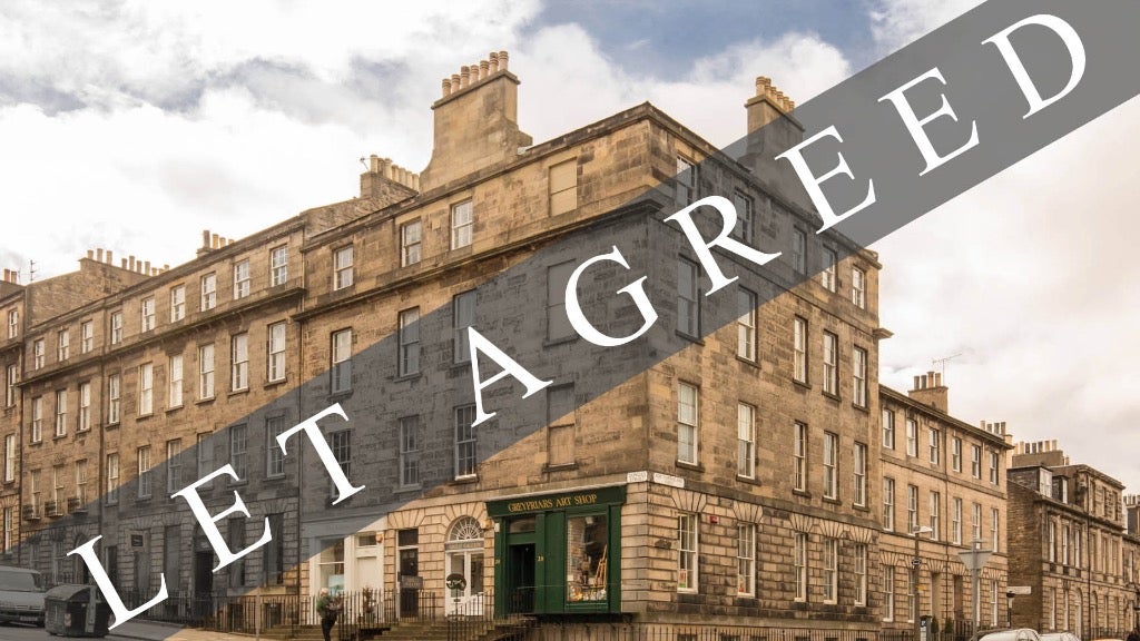 Flat Dundas Street in City of Edinburgh