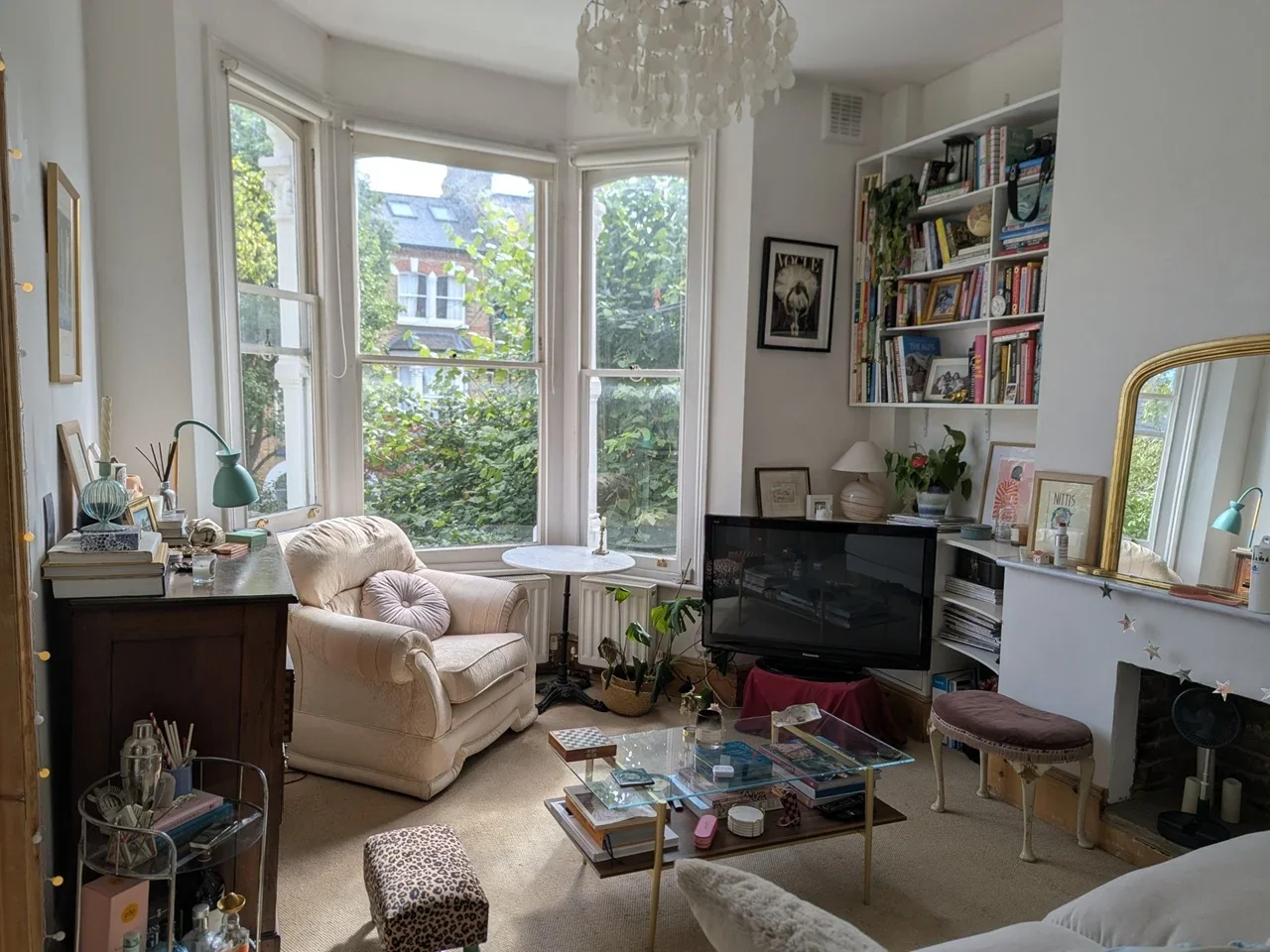 Flat Mercers Road in Greater London