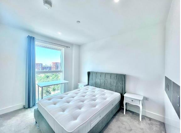 Flat Kidbrooke Park Road in Greater London