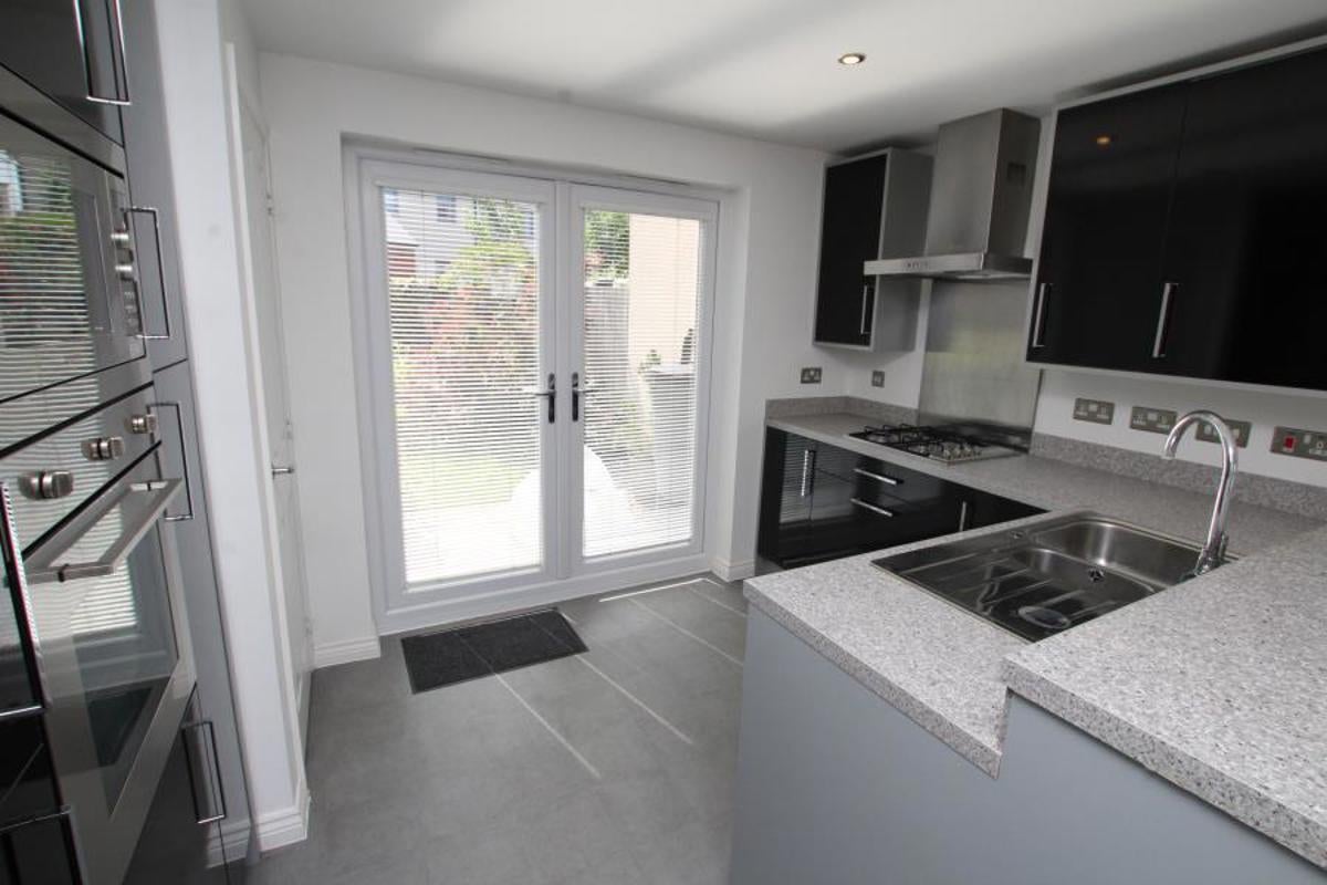House Lawn Close in Stoke Gifford