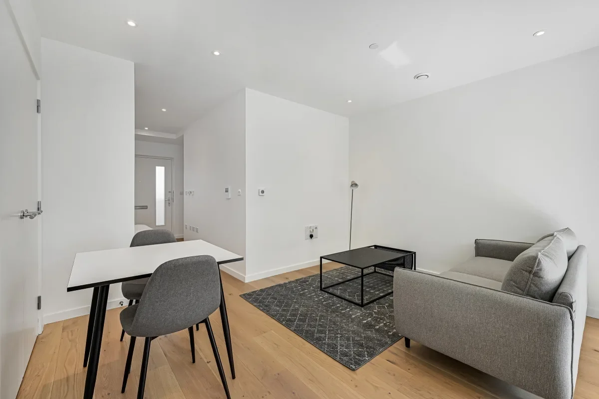 Flat Belmont Street in Greater London