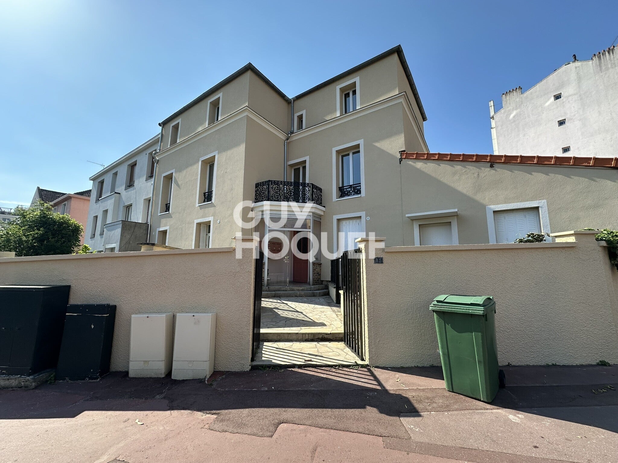 Flat Rue des Volontaires in Clamart