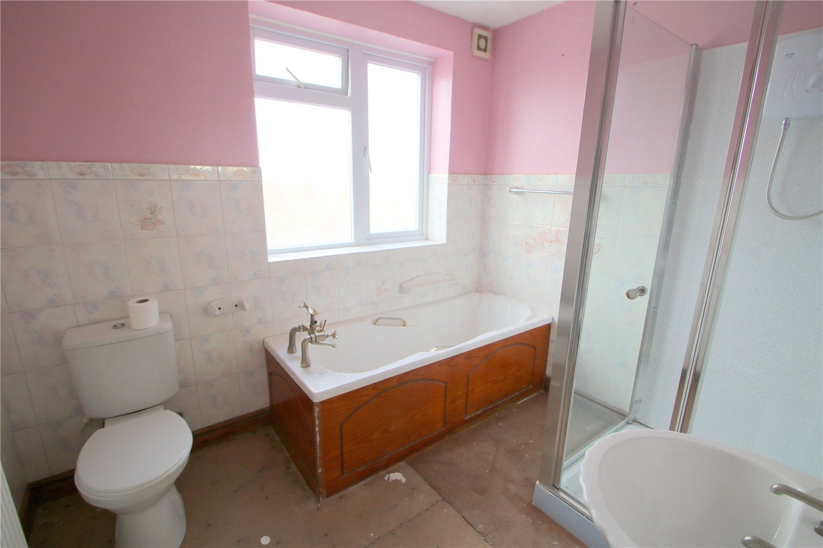 Flat Brookview Walk in Bristol