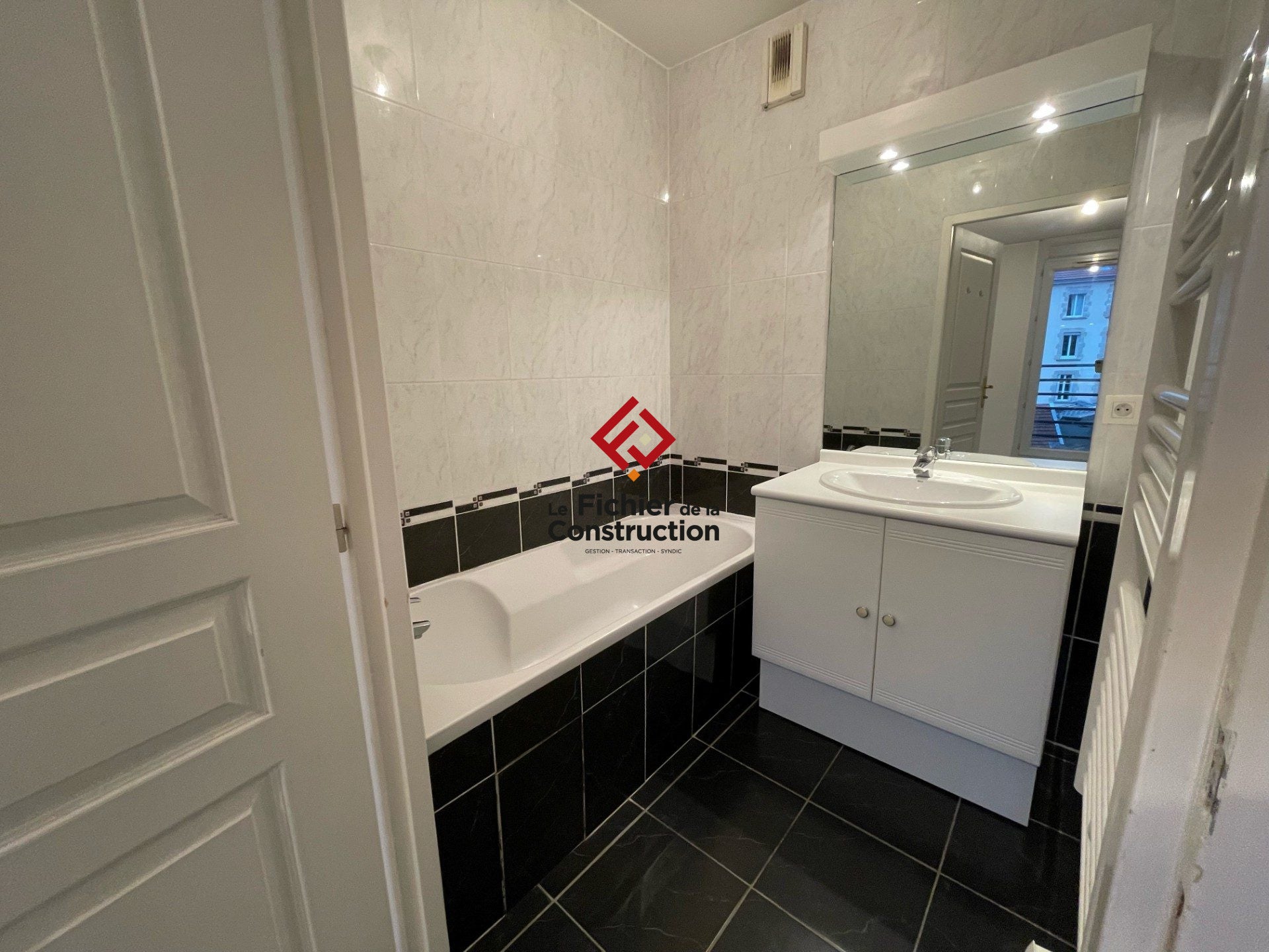 Flat Rue Louis Barbillon in Grenoble