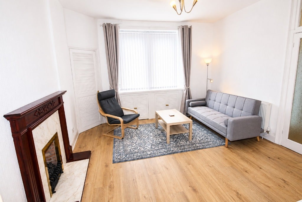 Flat Gibson Terrace in City of Edinburgh