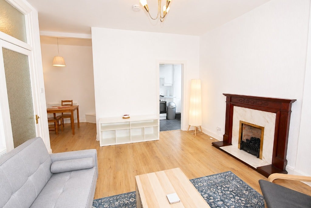 Flat Gibson Terrace in City of Edinburgh