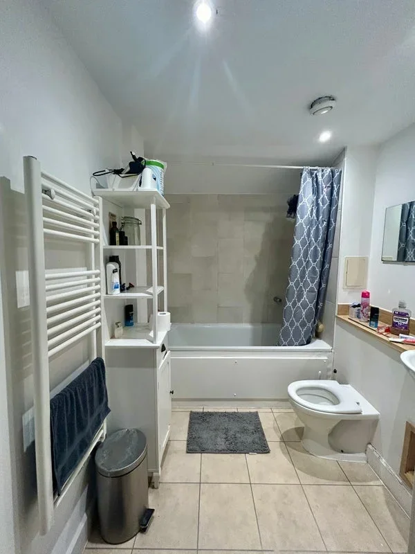 Room Florence Square in Greater London