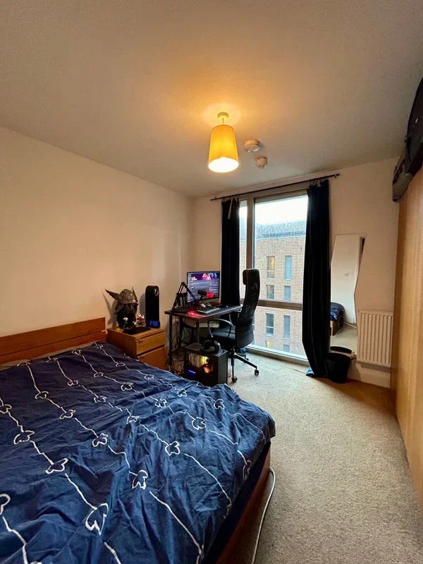 Room Florence Square in Greater London