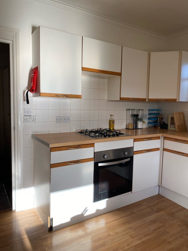 Room Pembroke Road in Bristol