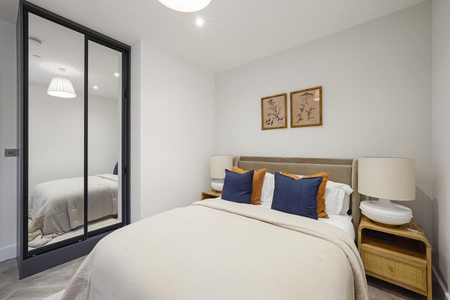 Flat Victoria Square in St Albans