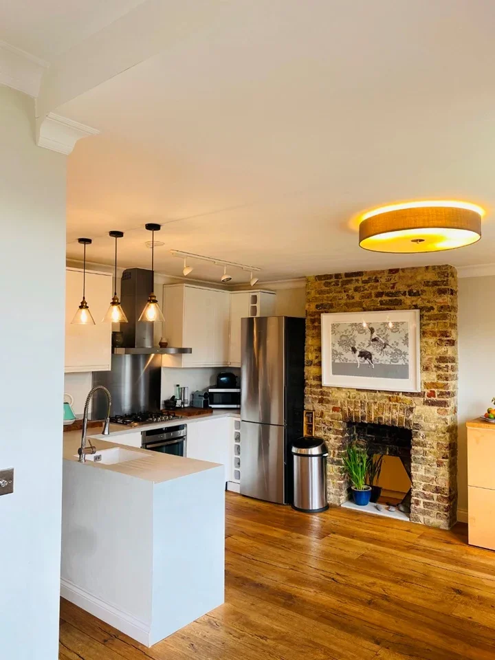 House Enmore Road in Greater London
