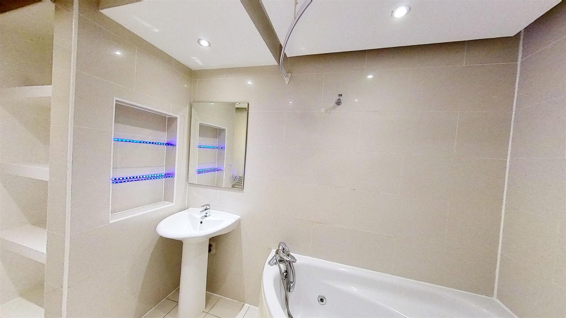 Flat Chiltern Street in City of Westminster