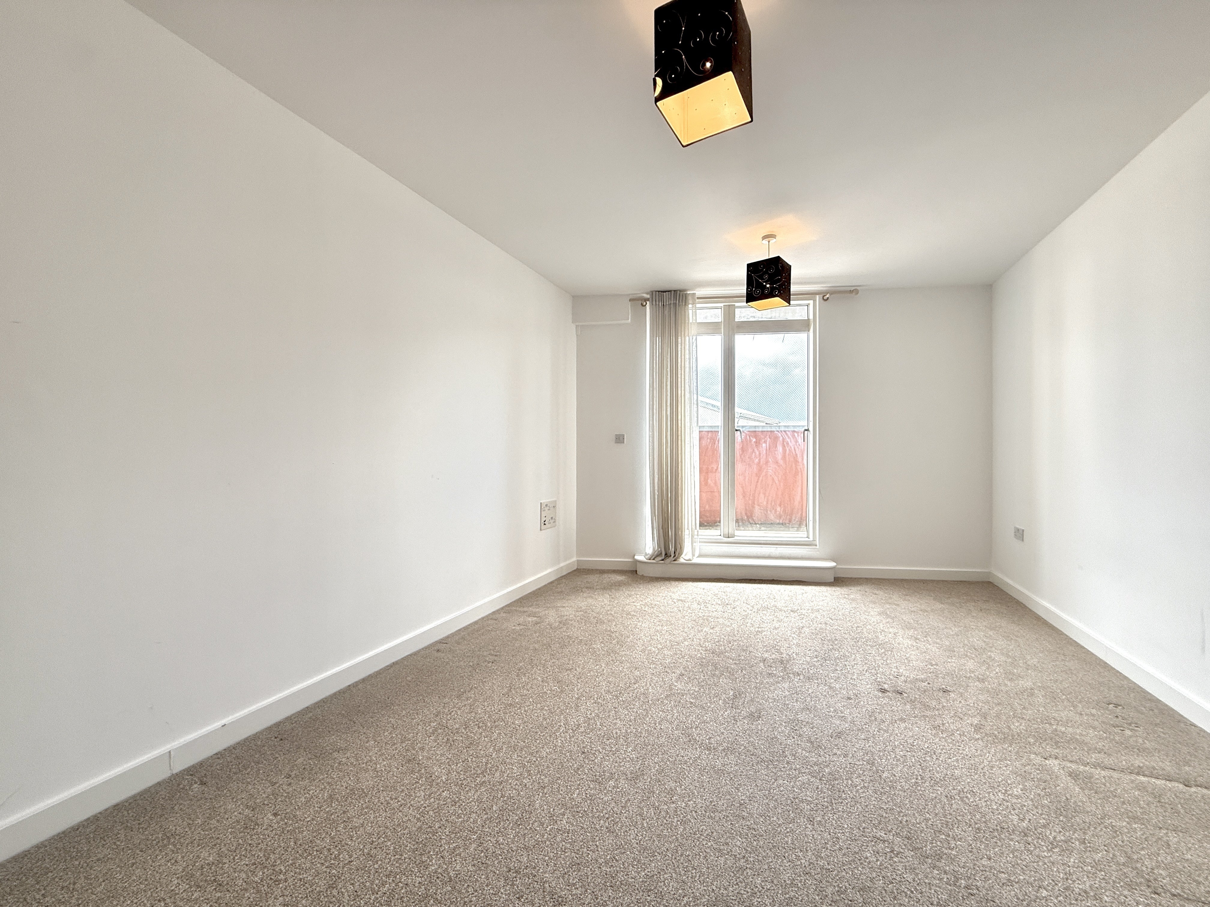 Flat Kingfisher Meadow in Maidstone
