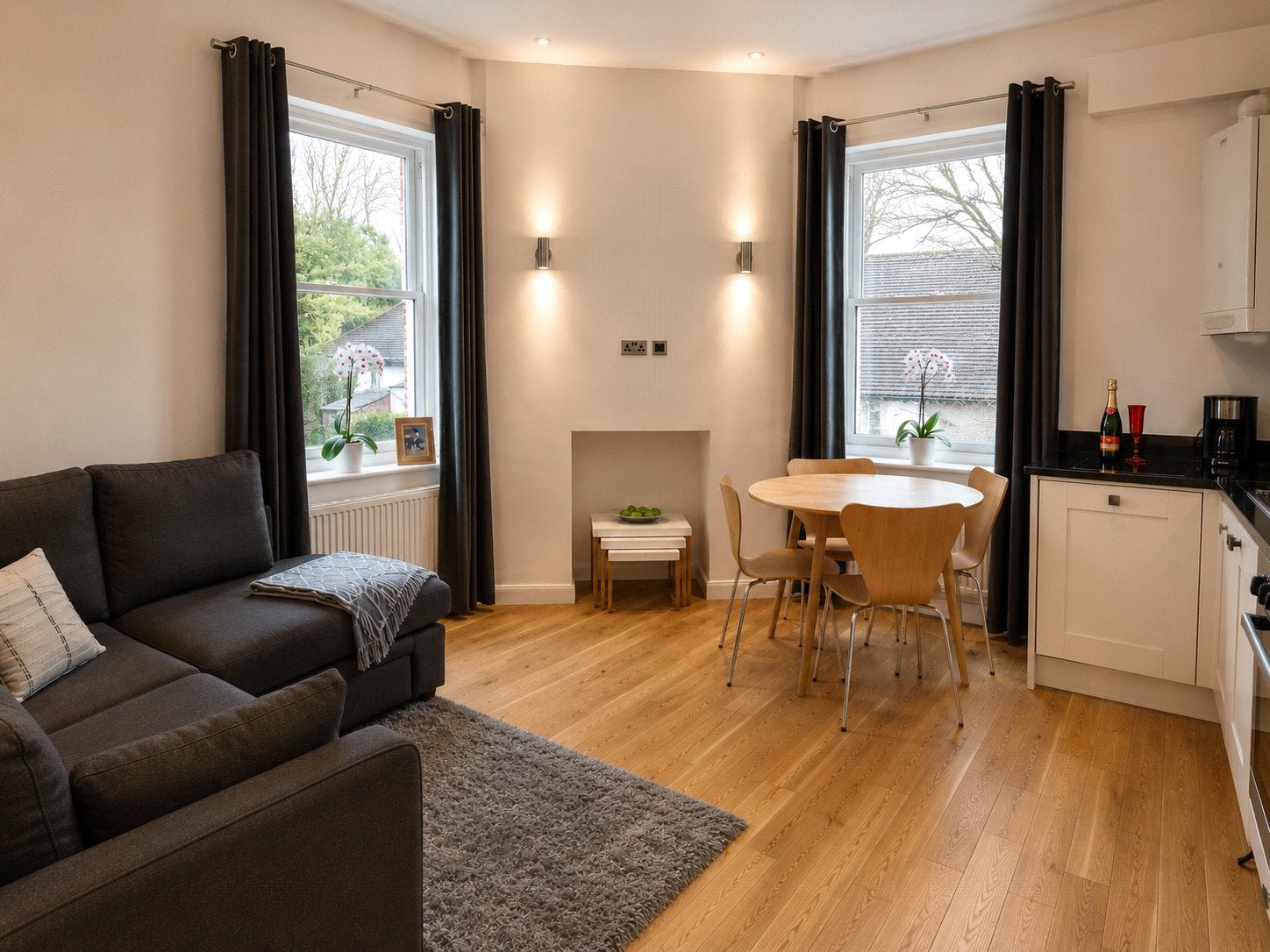 Flat Woodcote Road in Epsom and Ewell