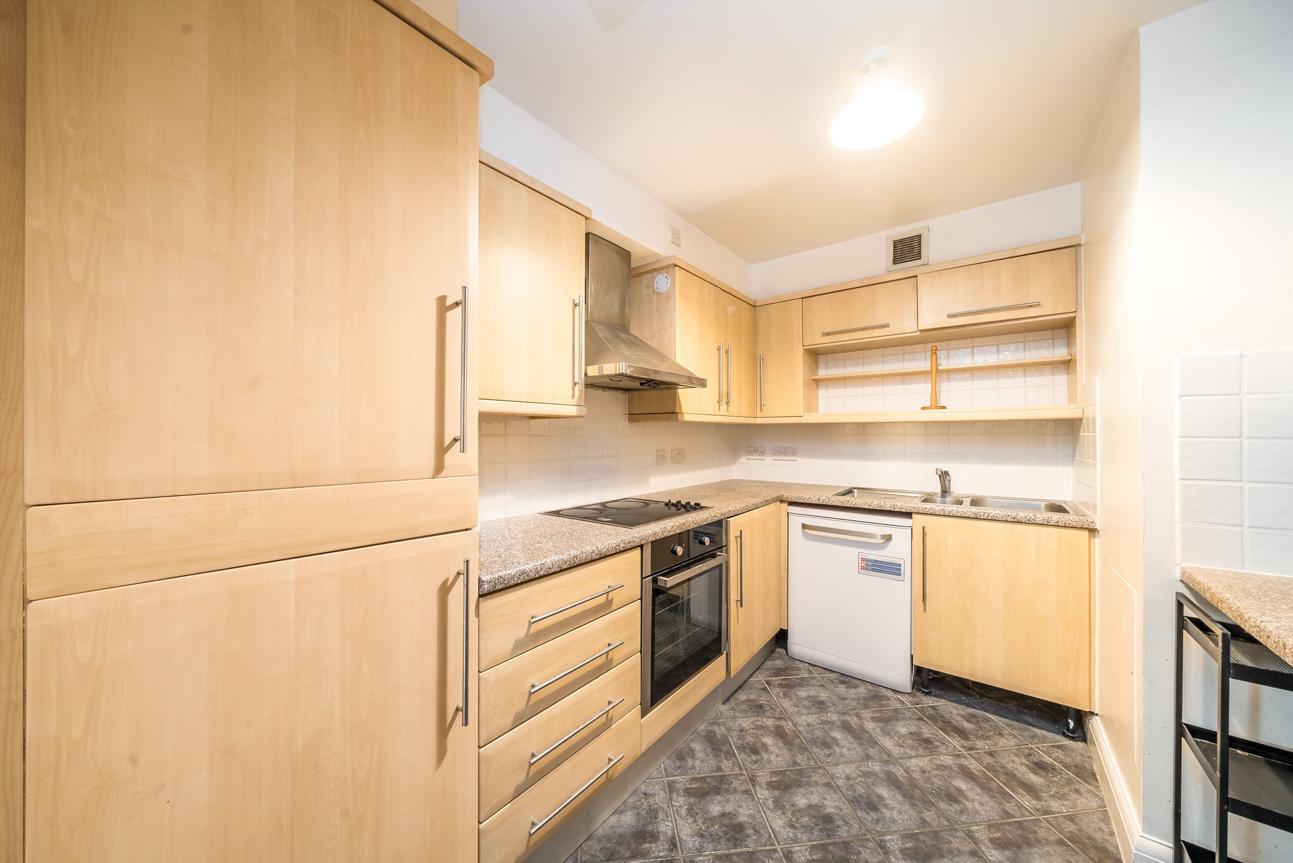 Flat York Road in Greater London