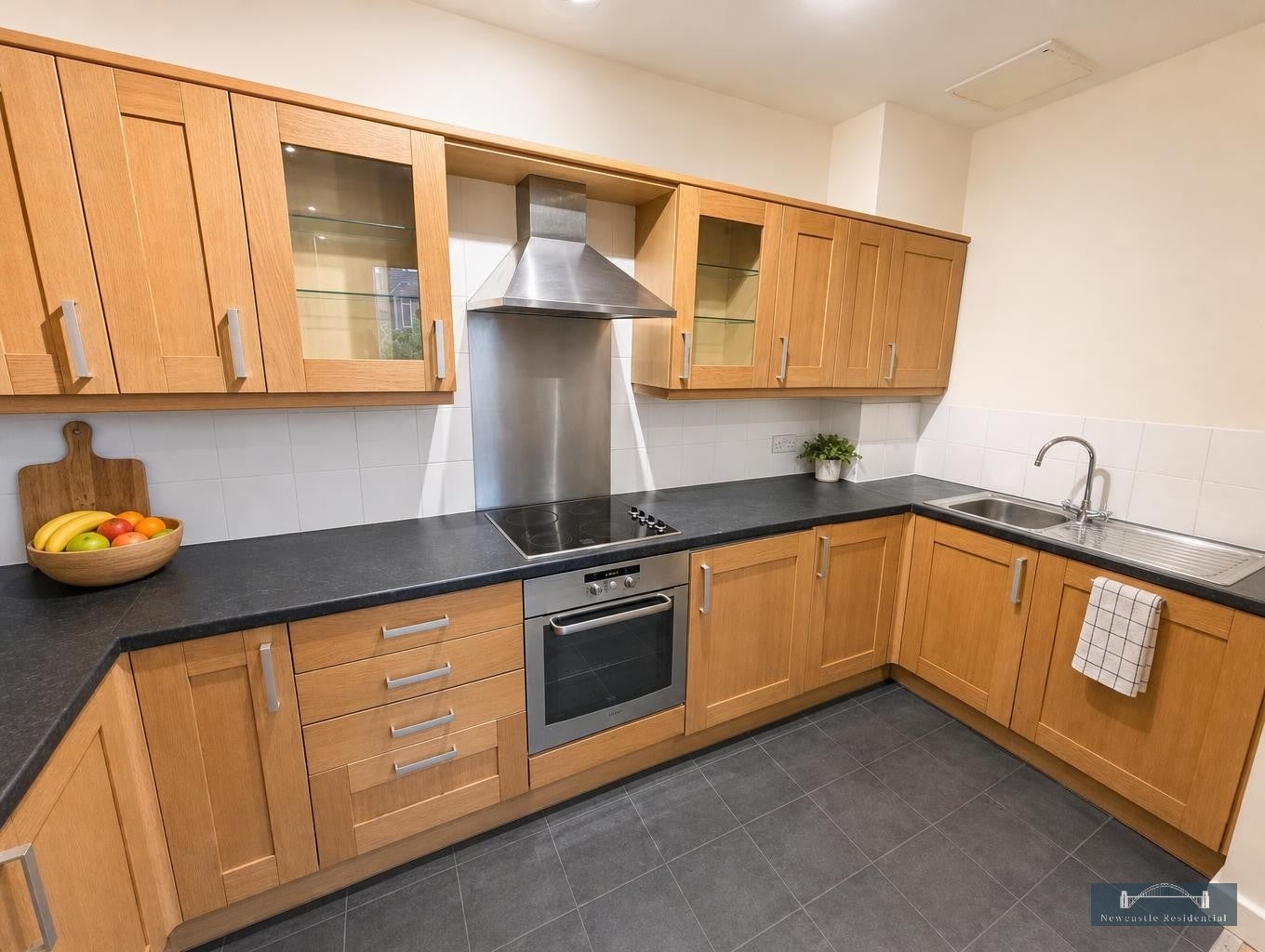 Flat Grosvenor Road in Newcastle upon Tyne