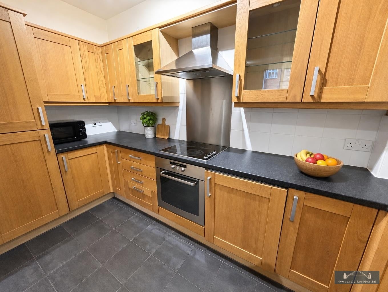 Flat Grosvenor Road in Newcastle upon Tyne