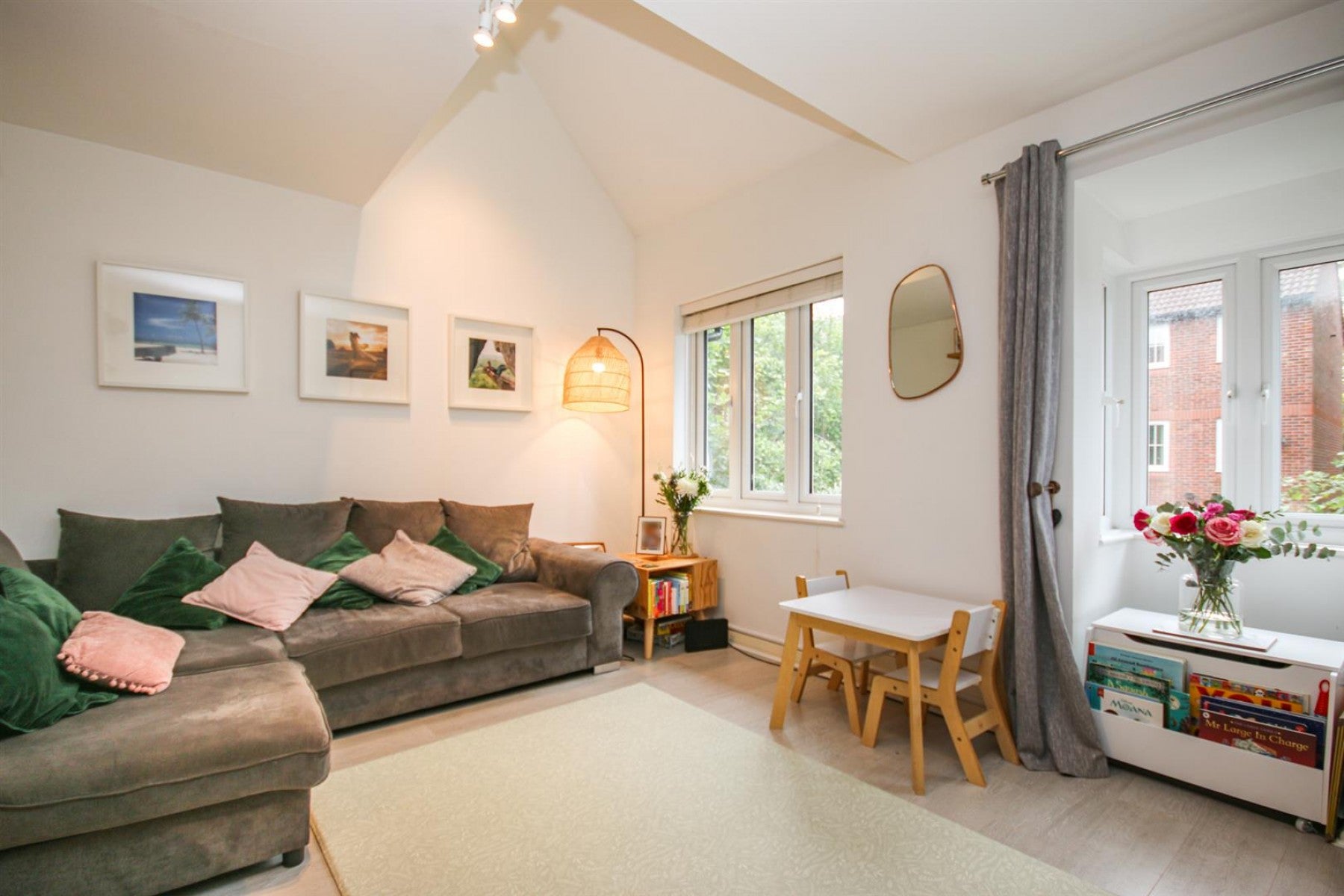 House Bunning Way in Greater London