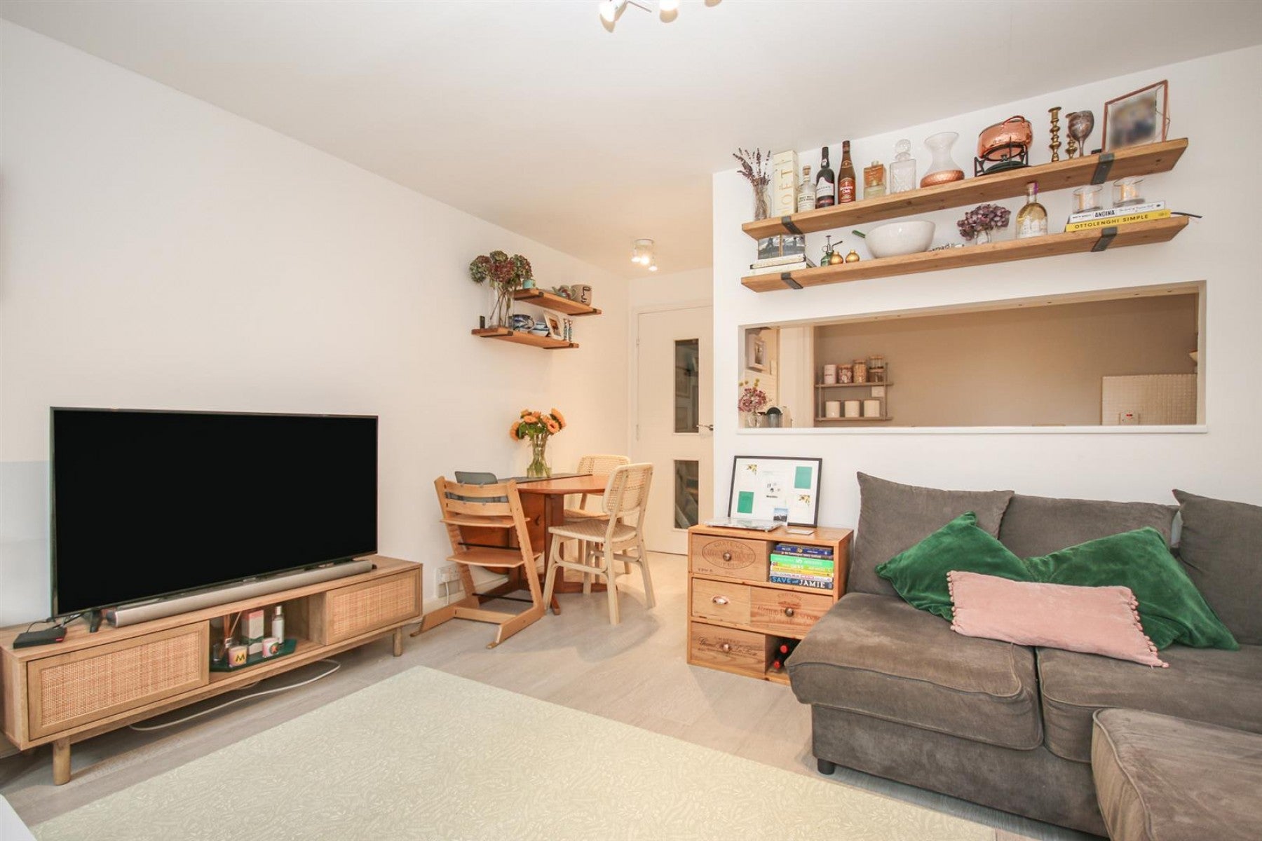 House Bunning Way in Greater London