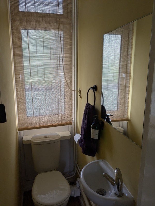 Room St Leonard's Road in Greater London