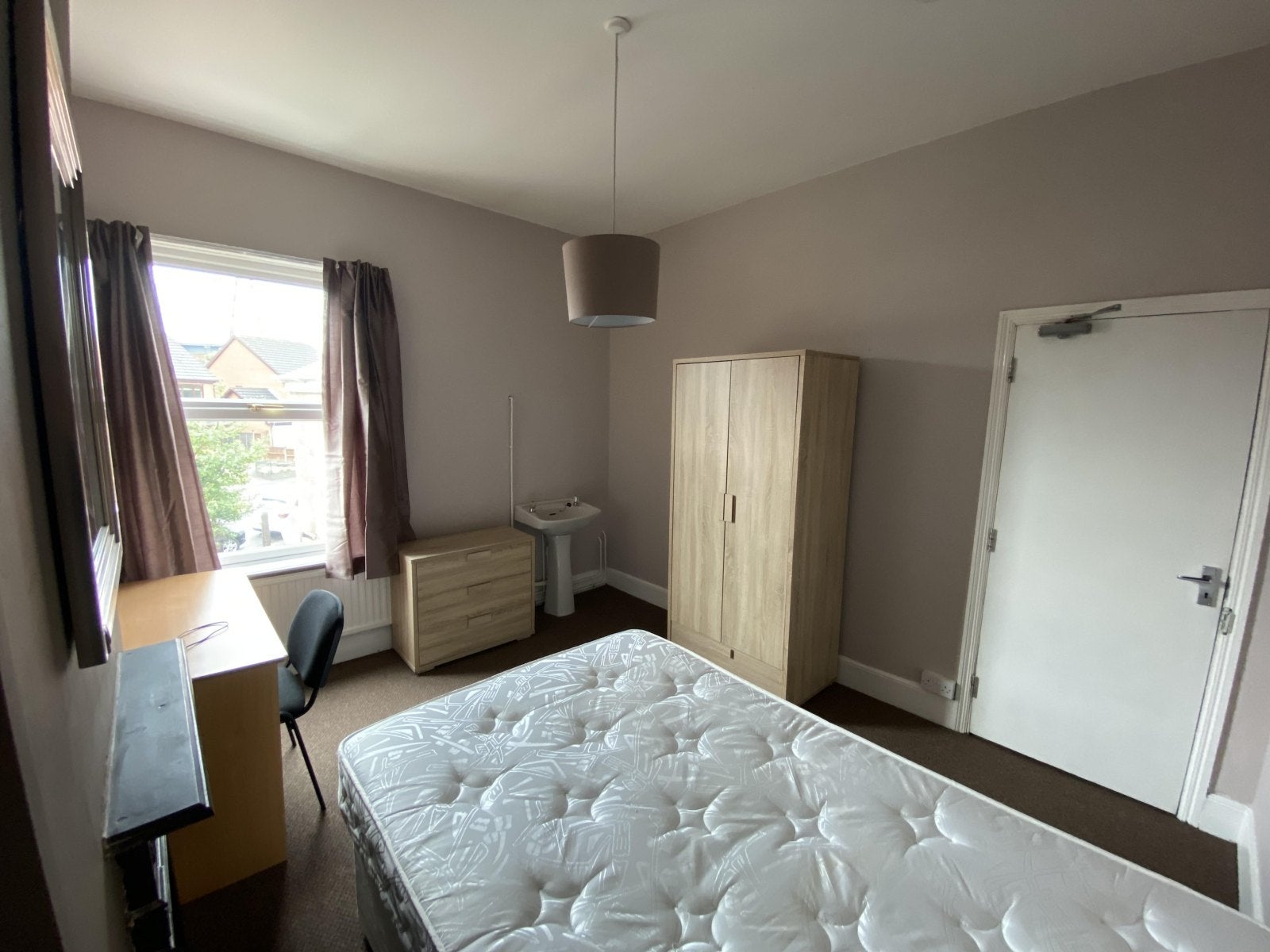 Room Henwick Road in Worcester