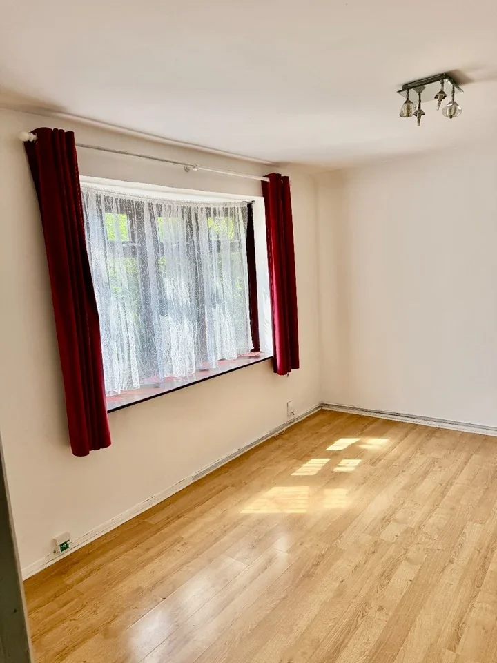 House Melksham Close in Greater London