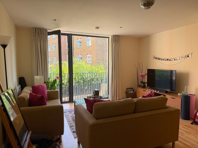 Room City Walk in Greater London