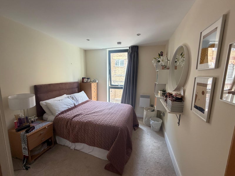 Room City Walk in Greater London